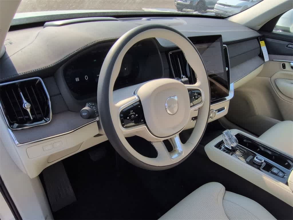 Thumbnail: 2026 Volvo XC90 - 2