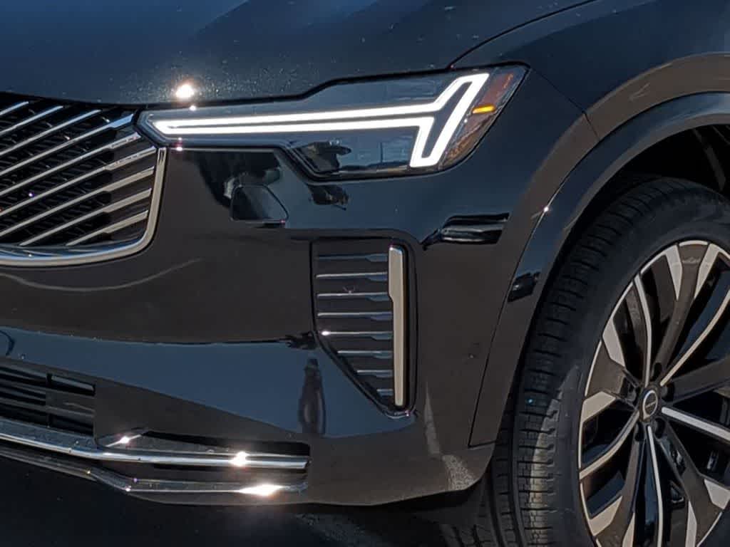Thumbnail: 2026 Volvo XC90 - 10