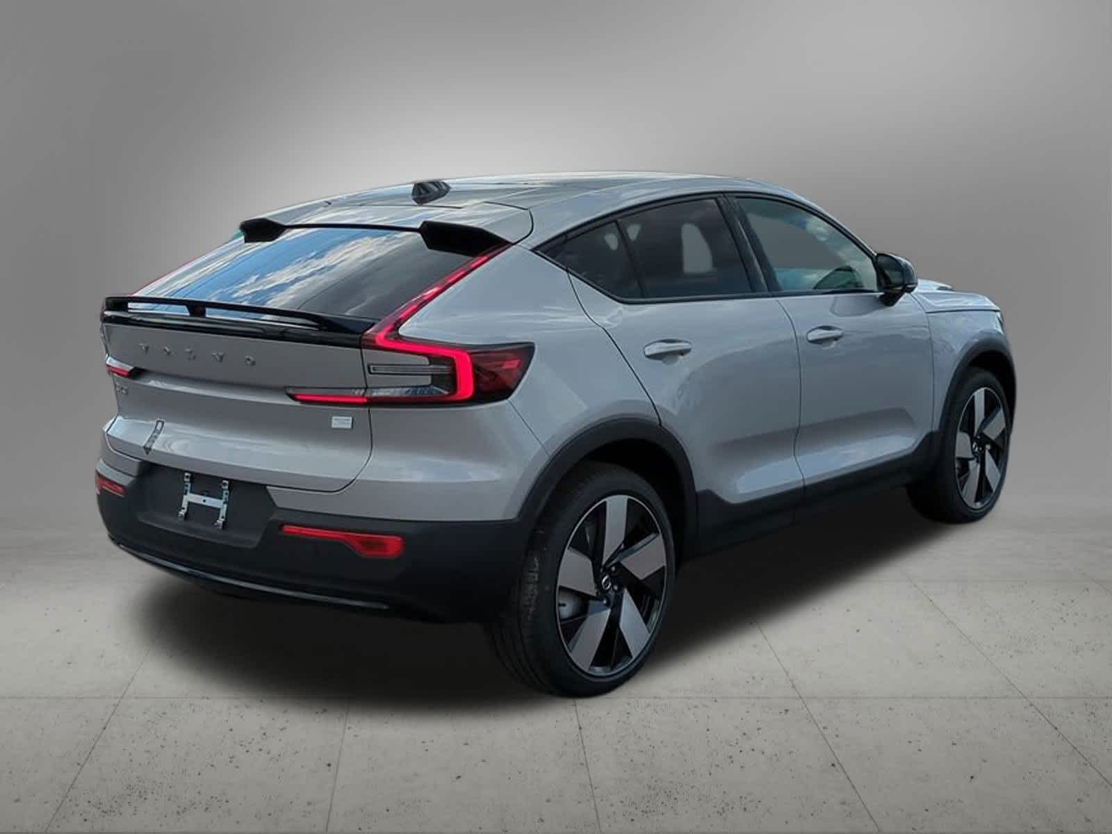 Thumbnail: 2024 Volvo C40 - 6