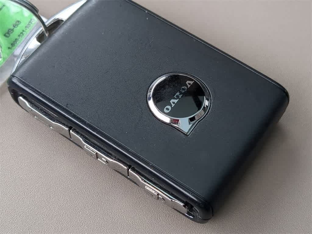 Thumbnail: 2026 Volvo XC90 - 32