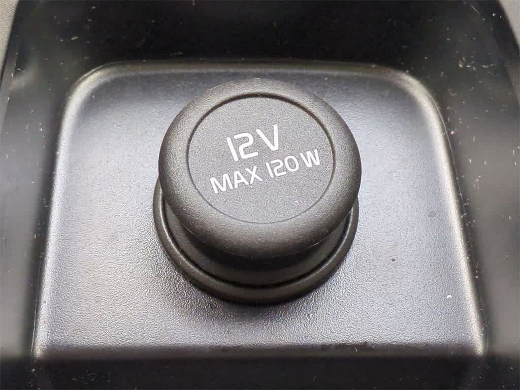 Thumbnail: 2025 Volvo XC60 - 31