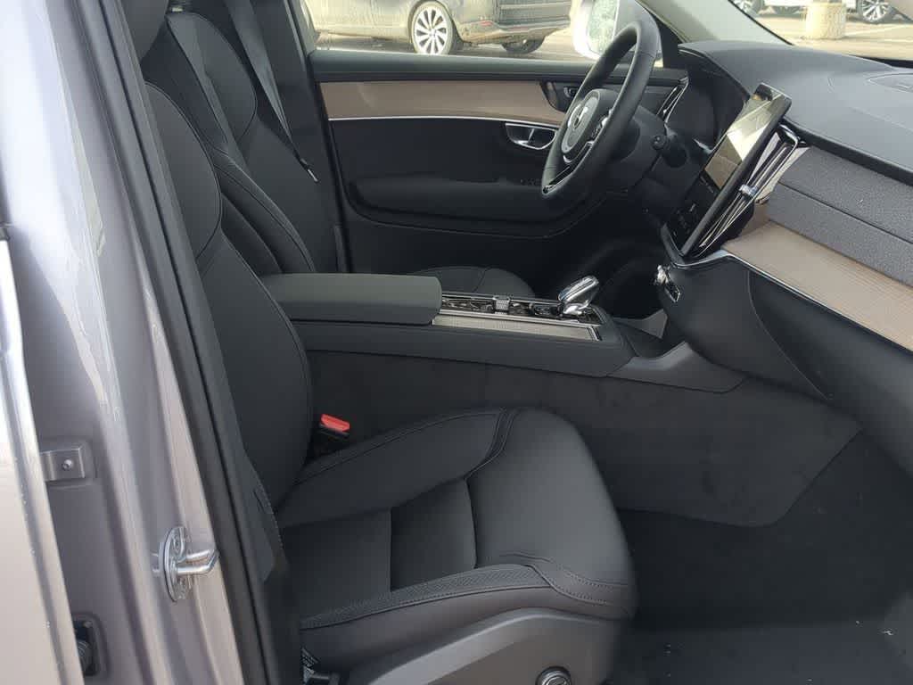 Thumbnail: 2026 Volvo XC90 - 20