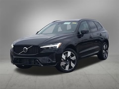 2025 Volvo XC60 plug-in hybrid T8 Plus SUV