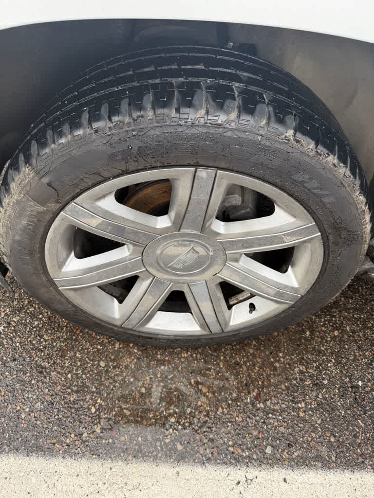 Thumbnail: 2018 Cadillac Escalade - 17