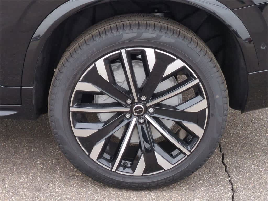 Thumbnail: 2026 Volvo XC90 - 12