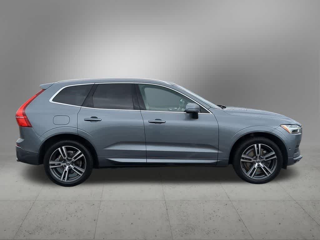 Thumbnail: 2019 Volvo XC60 - 7