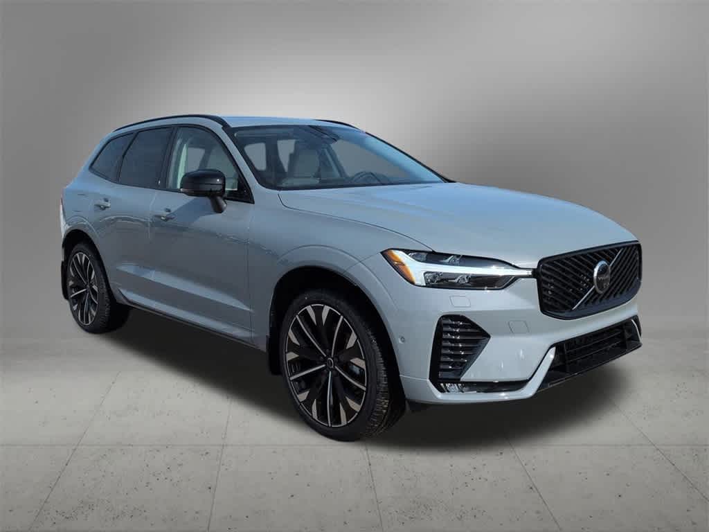 Thumbnail: 2026 Volvo XC60 - 8