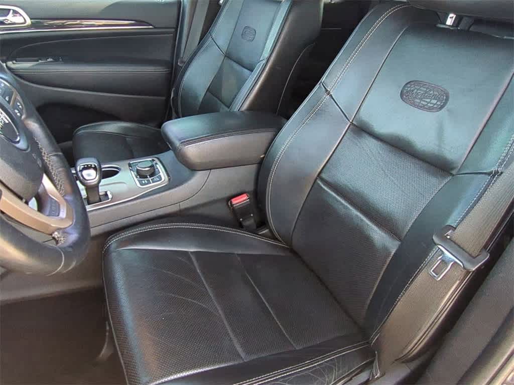 Thumbnail: 2014 Jeep Grand Cherokee - 16