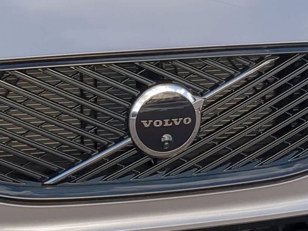 Thumbnail: 2026 Volvo XC60 - 11