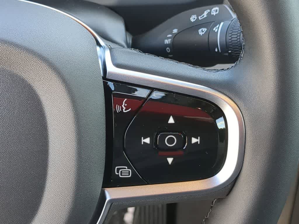 Thumbnail: 2026 Volvo XC90 - 23