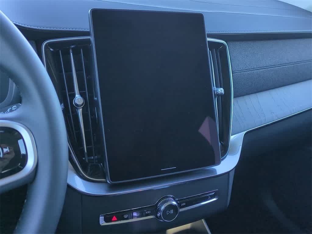 Thumbnail: 2026 Volvo XC90 - 27