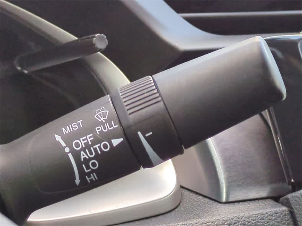 Thumbnail: 2016 Honda Civic - 26