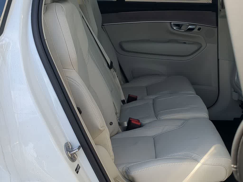 Thumbnail: 2026 Volvo XC90 - 19