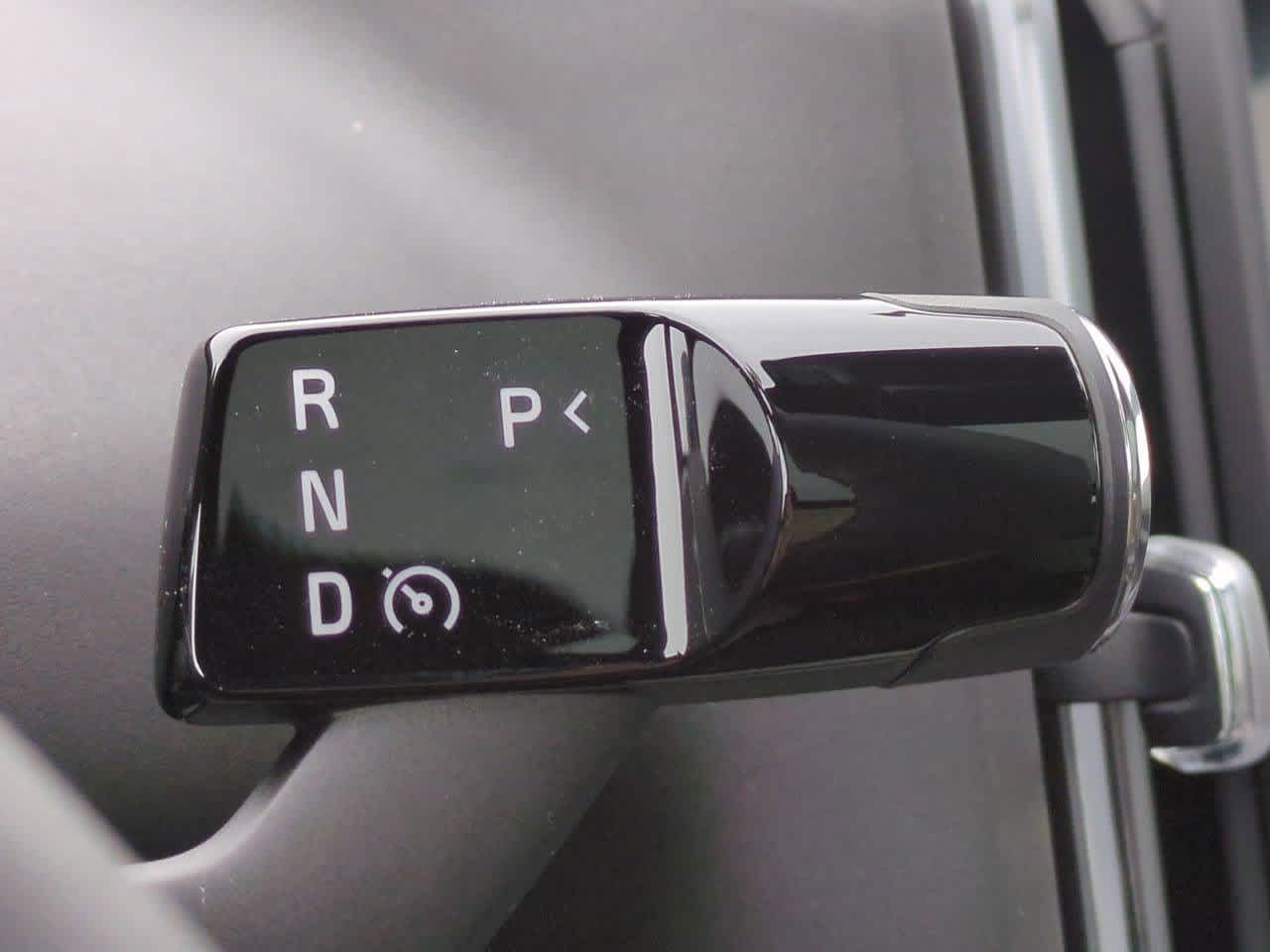 Thumbnail: 2025 Volvo EX30 - 30