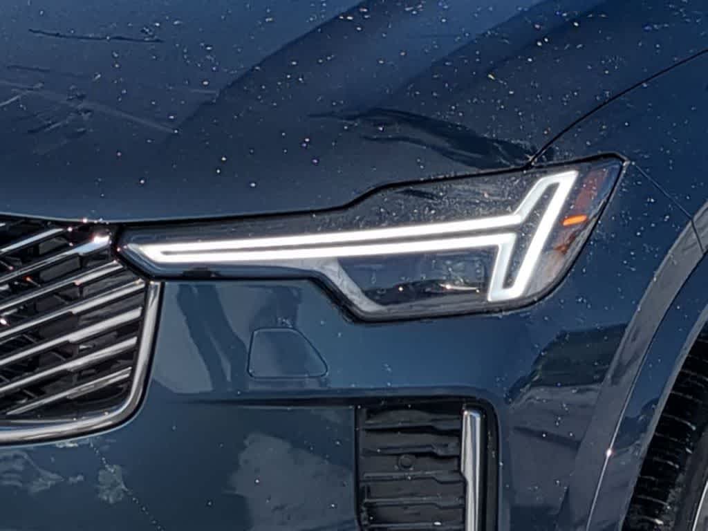 Thumbnail: 2026 Volvo XC90 - 10