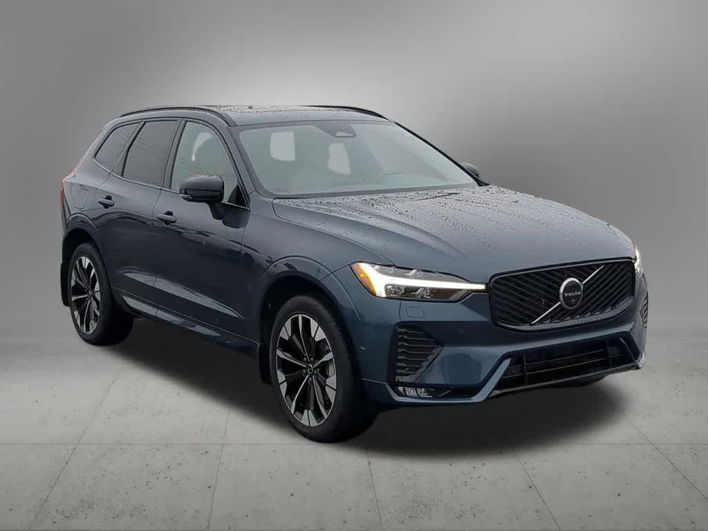 Thumbnail: 2026 Volvo XC60 - 8