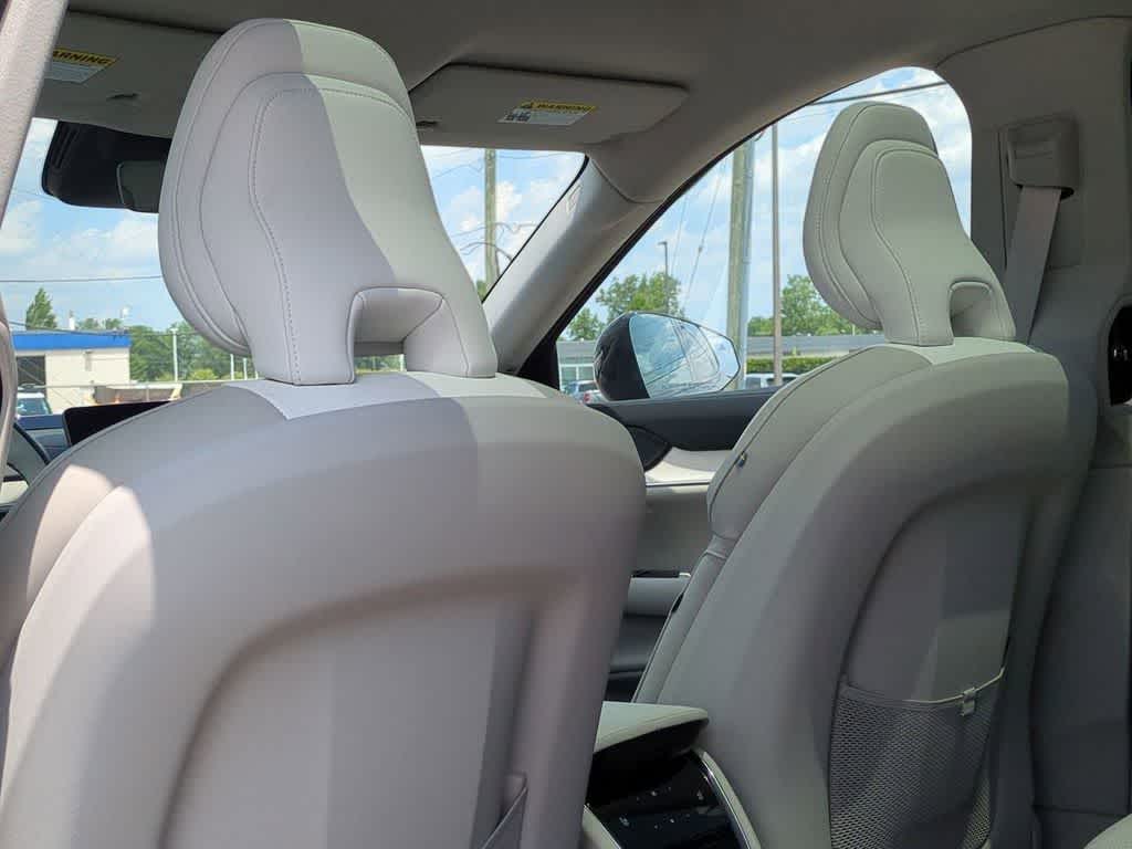 Thumbnail: 2025 Volvo EX90 - 17