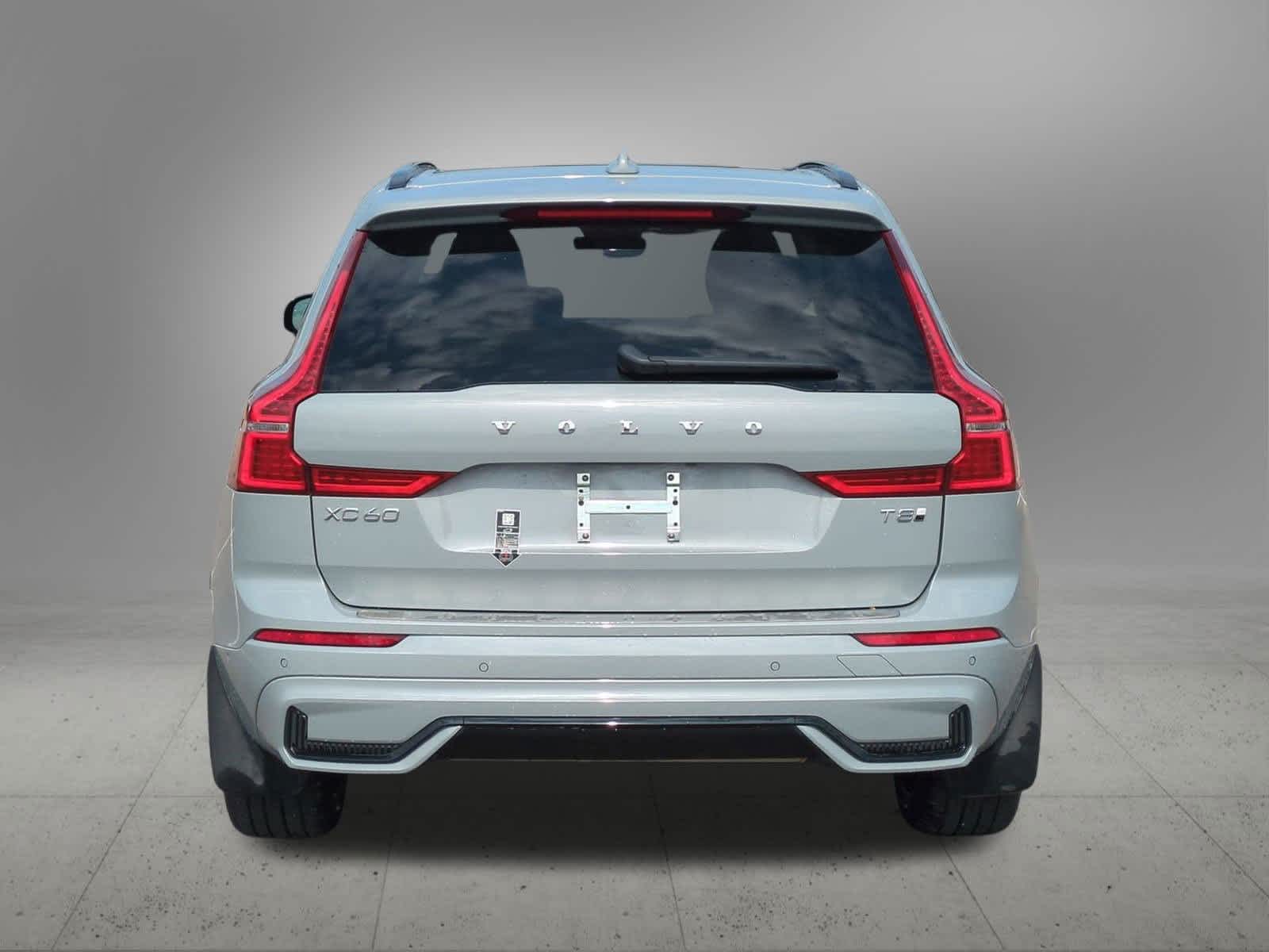 Thumbnail: 2025 Volvo XC60 - 5
