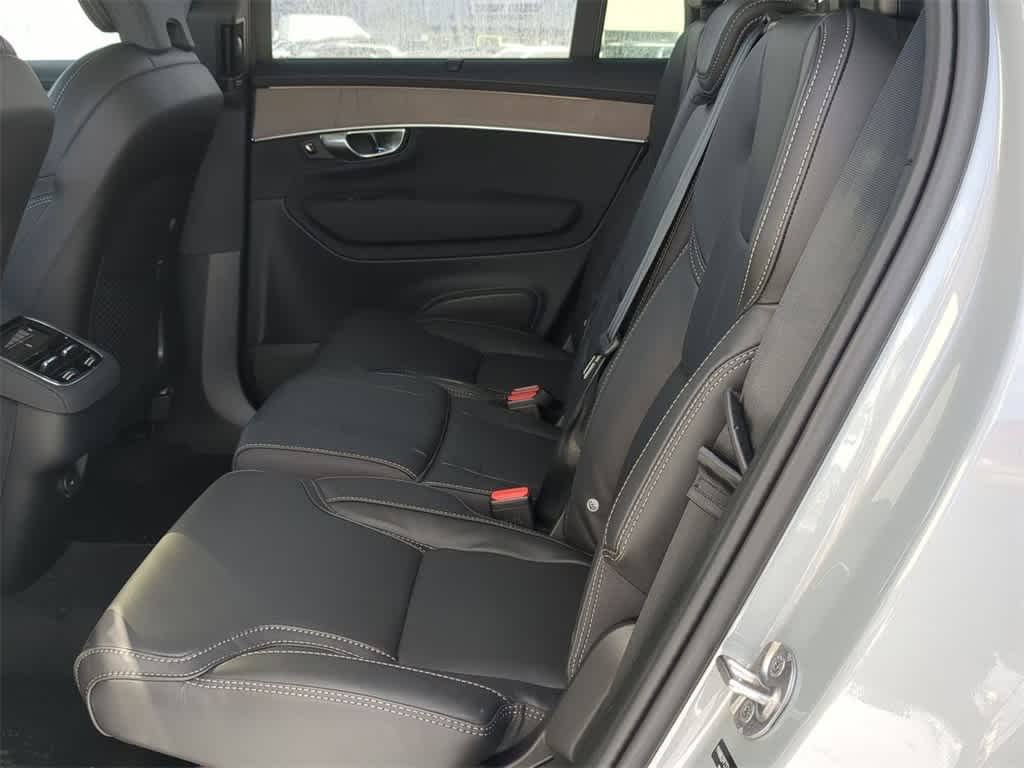 Thumbnail: 2026 Volvo XC90 - 18