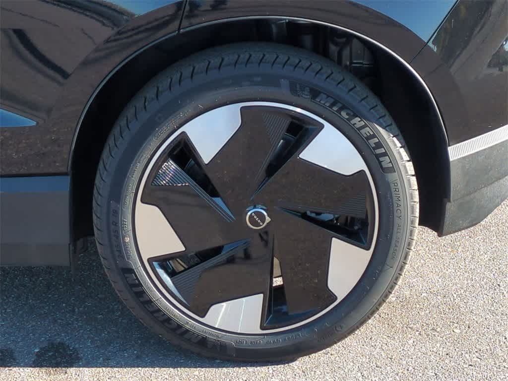 Thumbnail: 2025 Volvo EX30 - 12