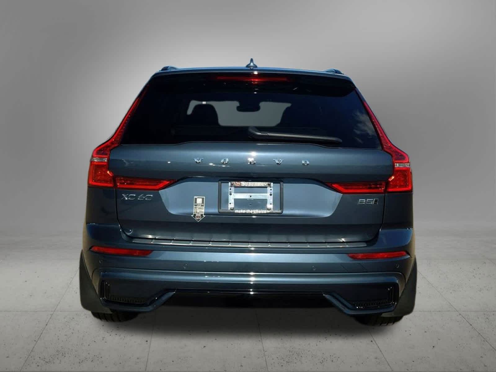 Thumbnail: 2025 Volvo XC60 - 5