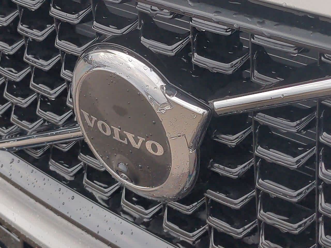 Thumbnail: 2024 Volvo XC60 - 10