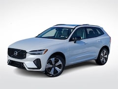 2025 Volvo XC60 plug-in hybrid T8 Core I-4 cyl All-Wheel Drive