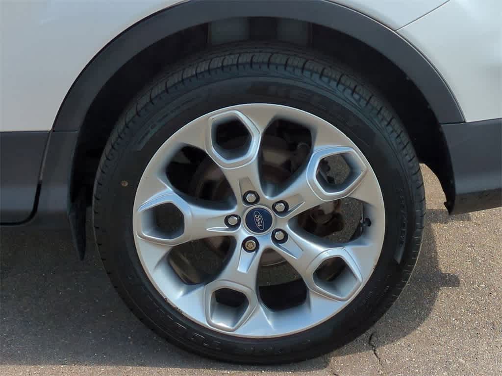Thumbnail: 2016 Ford Escape - 13
