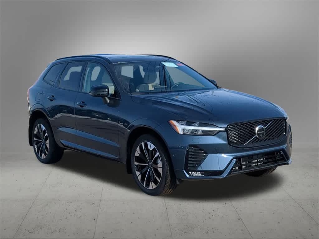 Thumbnail: 2026 Volvo XC60 - 8