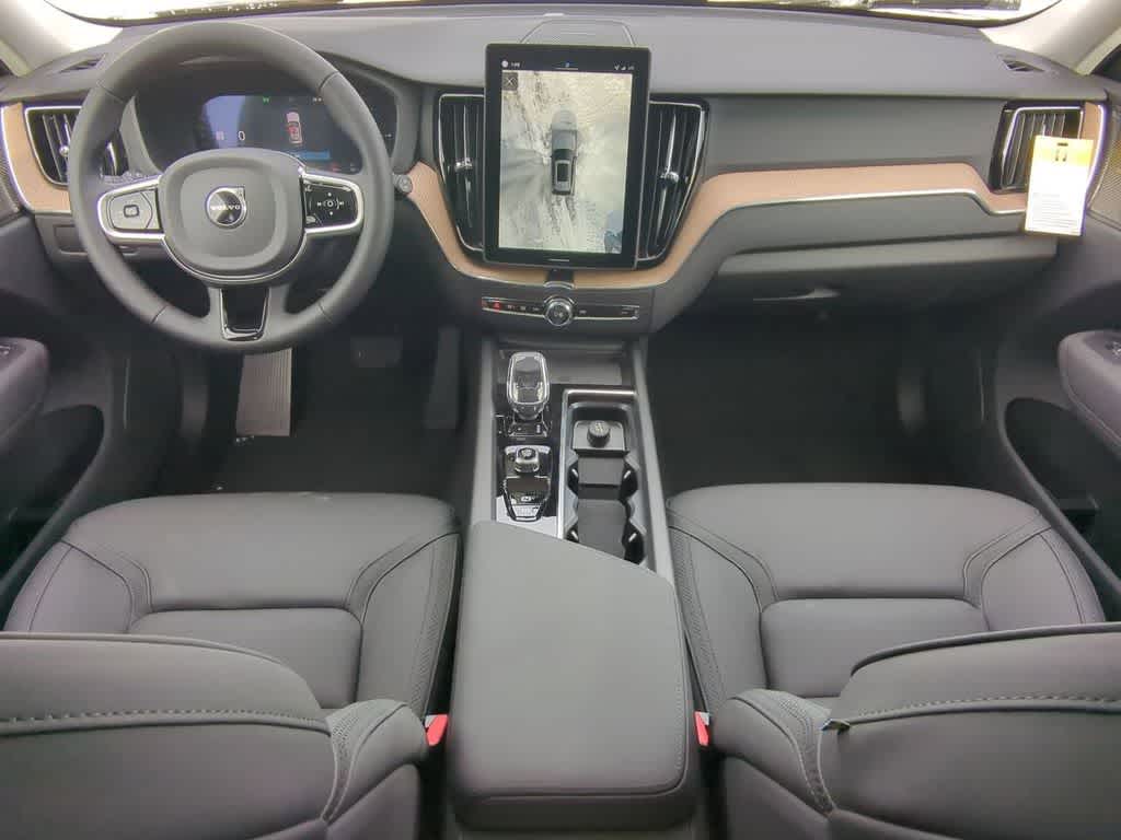 Thumbnail: 2026 Volvo XC60 - 14