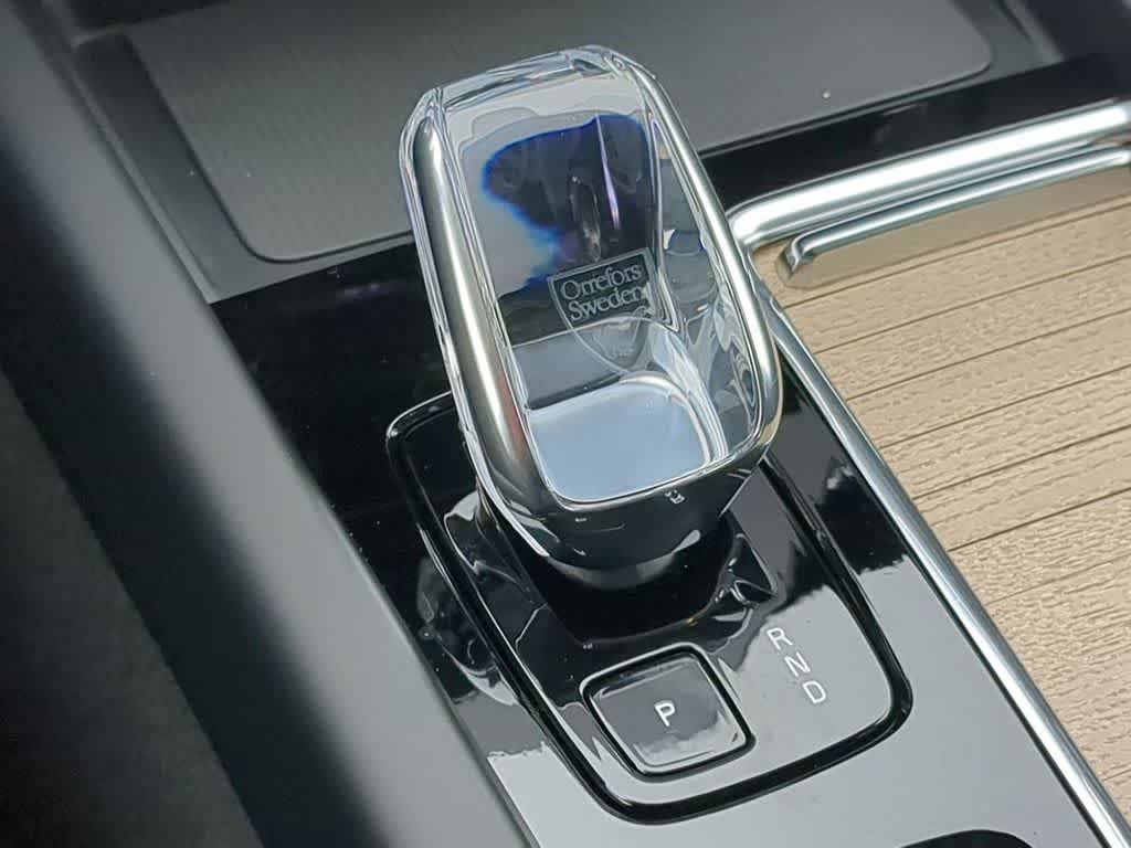 Thumbnail: 2026 Volvo XC60 - 29