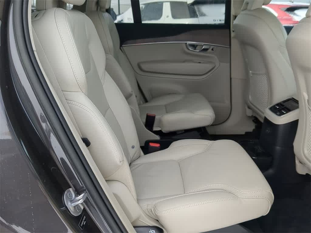 Thumbnail: 2023 Volvo XC90 - 19