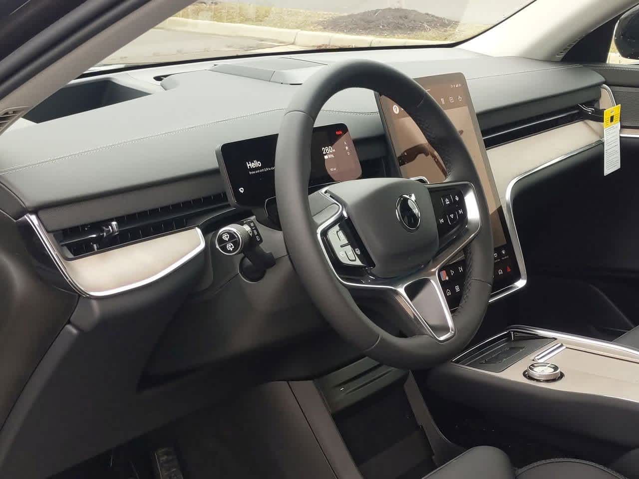 2025 Volvo EX90 Twin Motor Plus photo 2