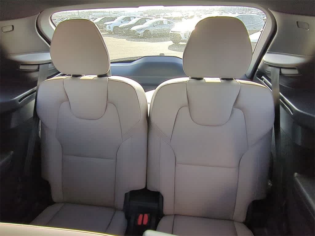 Thumbnail: 2026 Volvo XC90 - 14