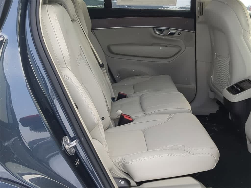 Thumbnail: 2026 Volvo XC90 - 12