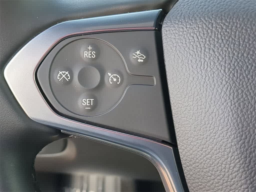 Thumbnail: 2024 Chevrolet Traverse - 24