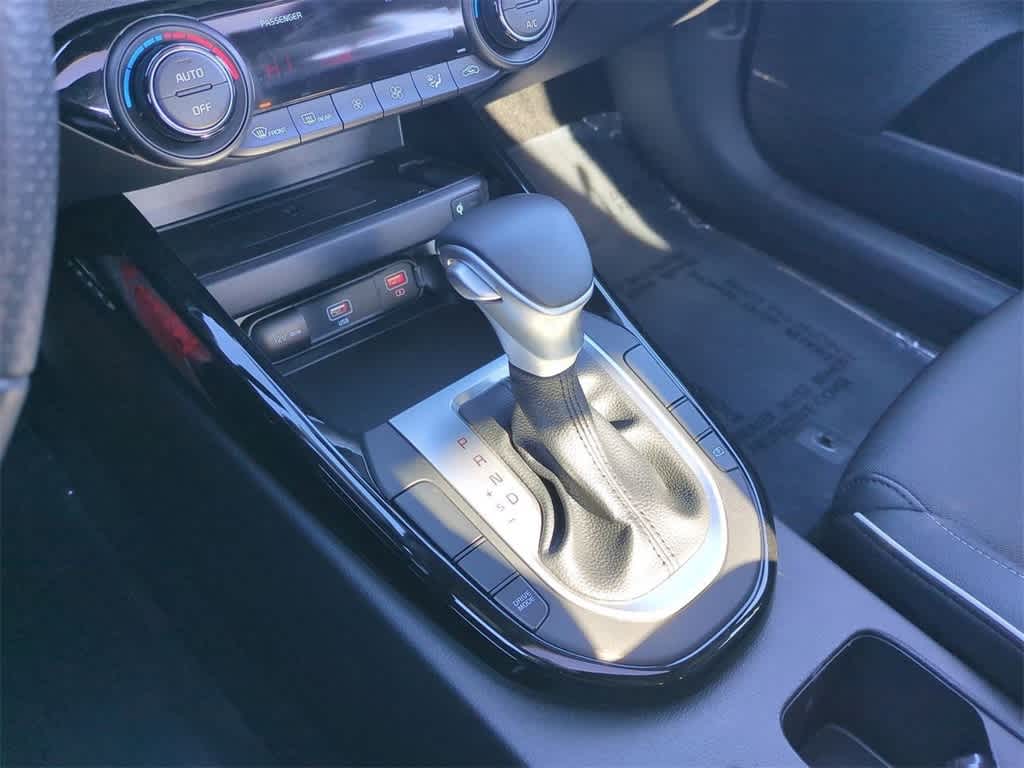 Thumbnail: 2024 Kia Forte - 25