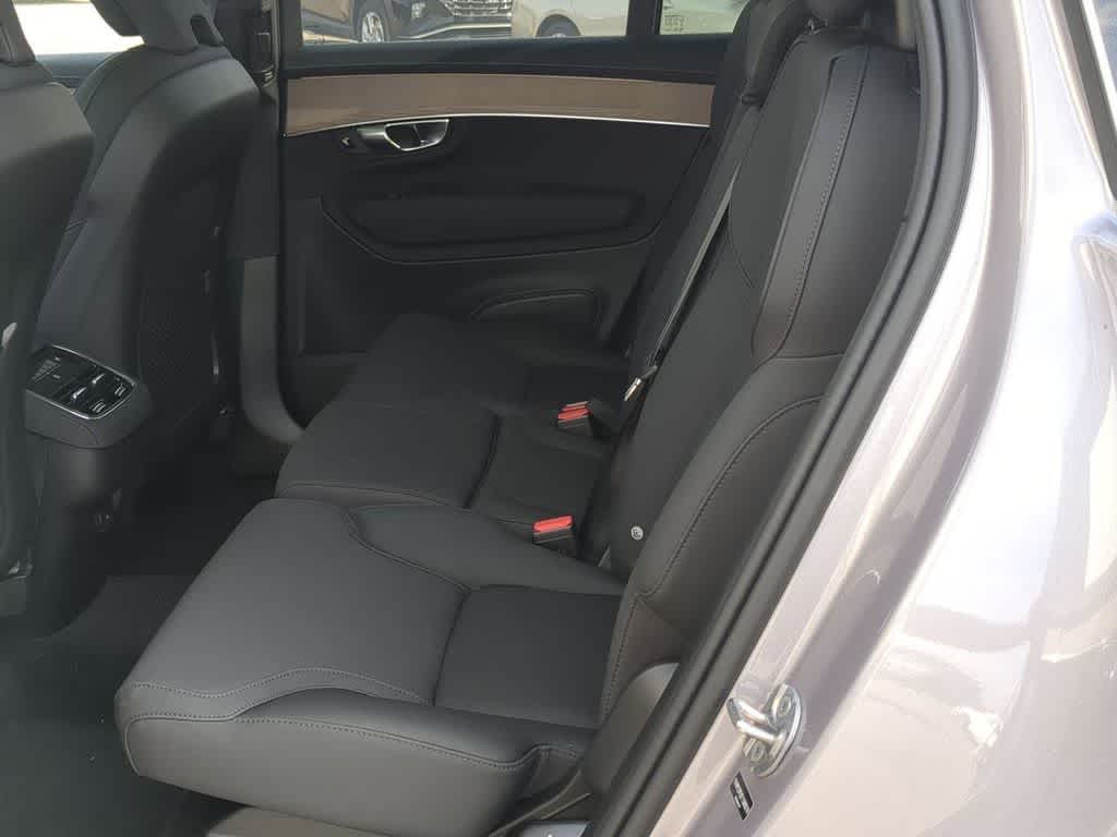 Thumbnail: 2026 Volvo XC90 - 18