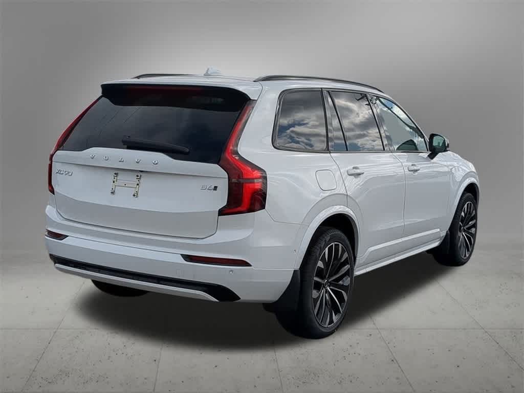 Thumbnail: 2026 Volvo XC90 - 6