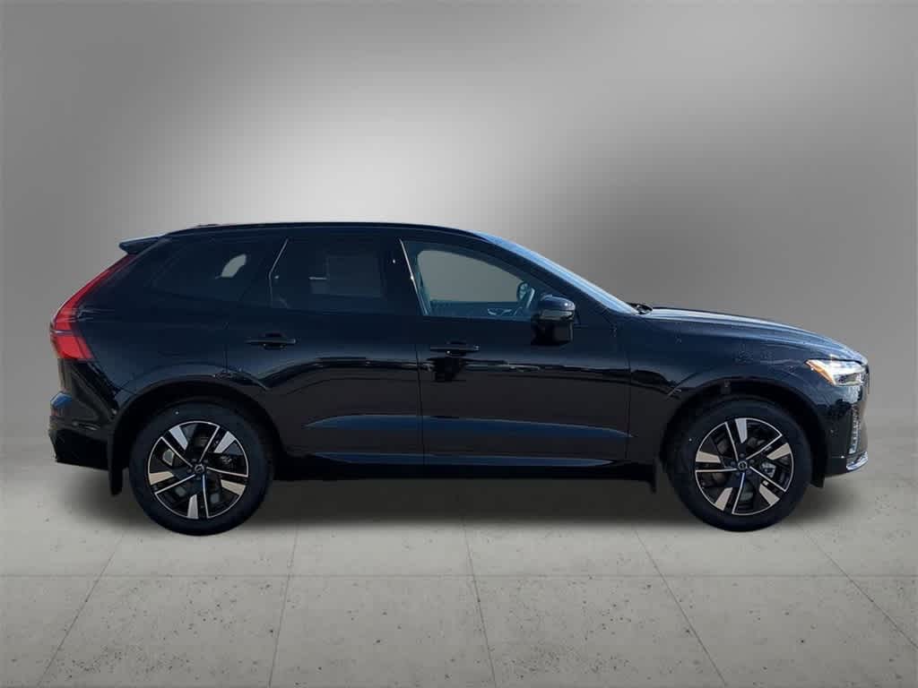 Thumbnail: 2026 Volvo XC60 - 7