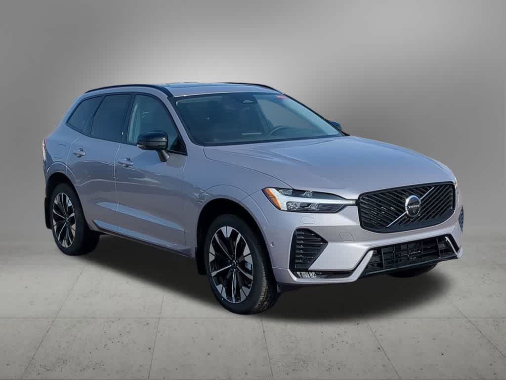Thumbnail: 2026 Volvo XC60 - 8