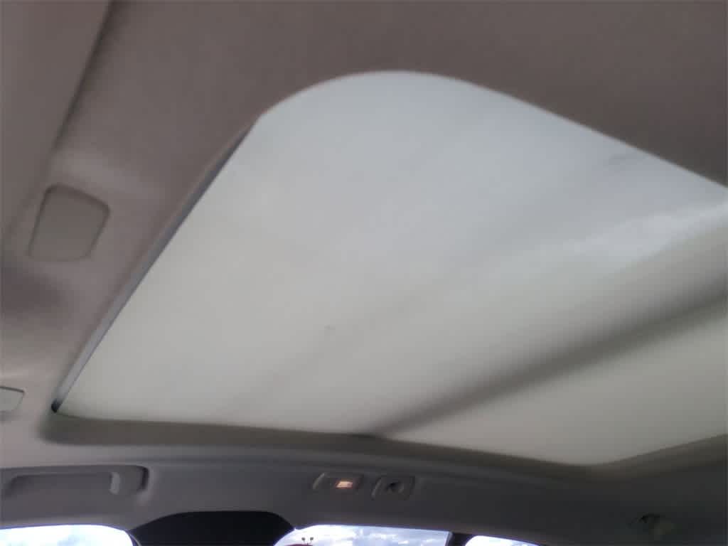 Thumbnail: 2026 Volvo XC40 - 18