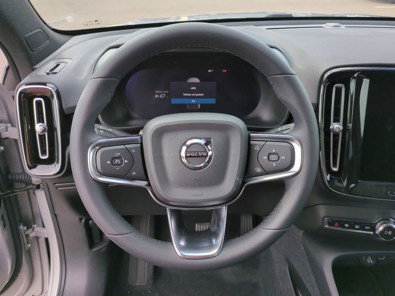 Thumbnail: 2024 Volvo C40 - 20