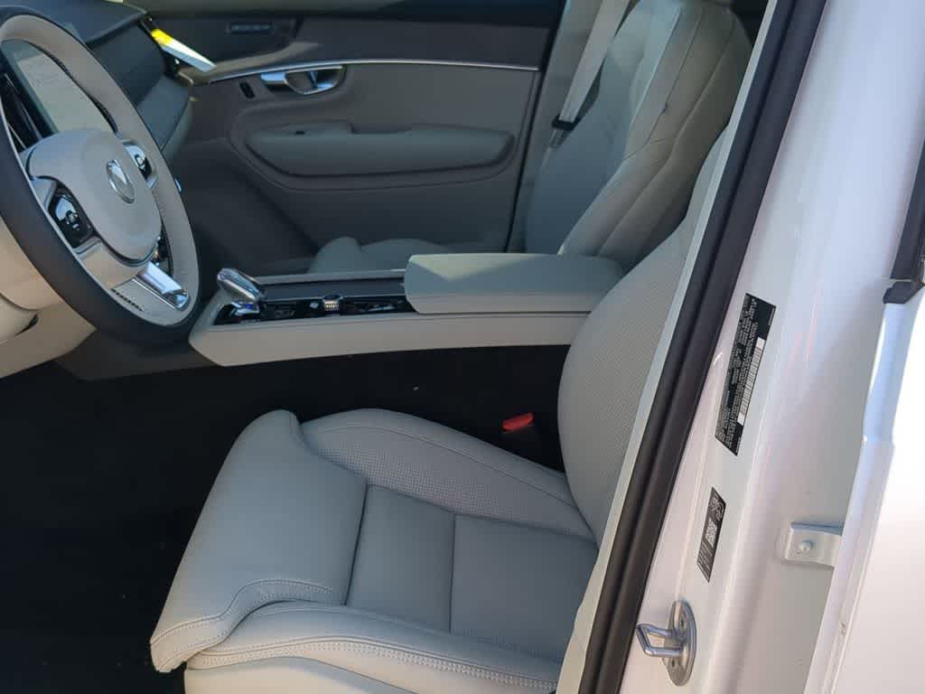 Thumbnail: 2026 Volvo XC90 - 15