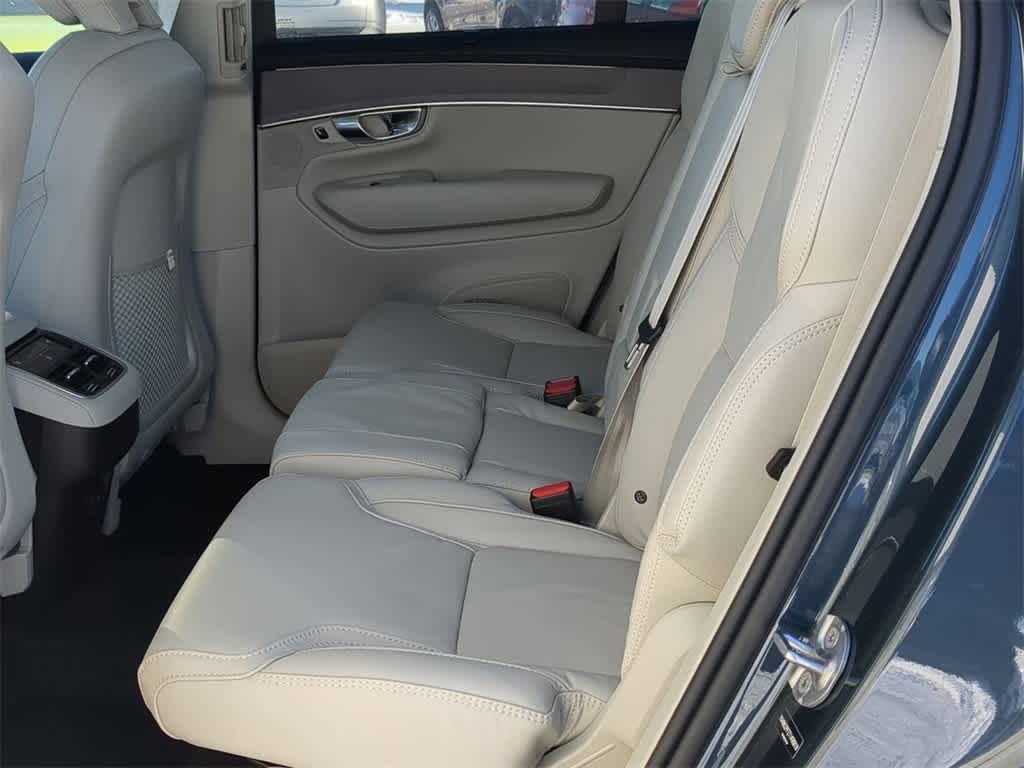 Thumbnail: 2026 Volvo XC90 - 18