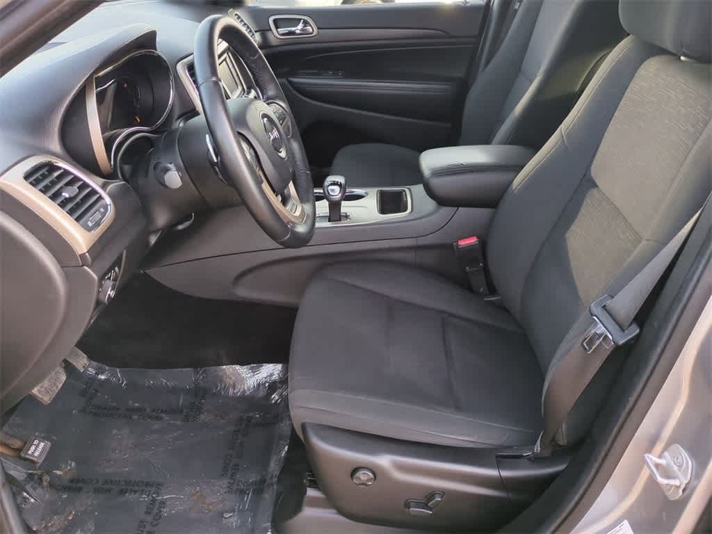 Thumbnail: 2014 Jeep Grand Cherokee - 8