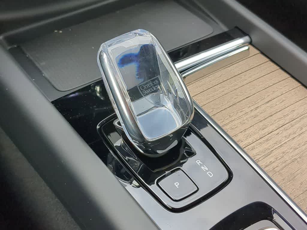 Thumbnail: 2026 Volvo XC60 - 31