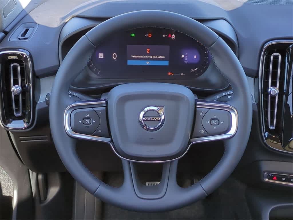 Thumbnail: 2026 Volvo XC40 - 23