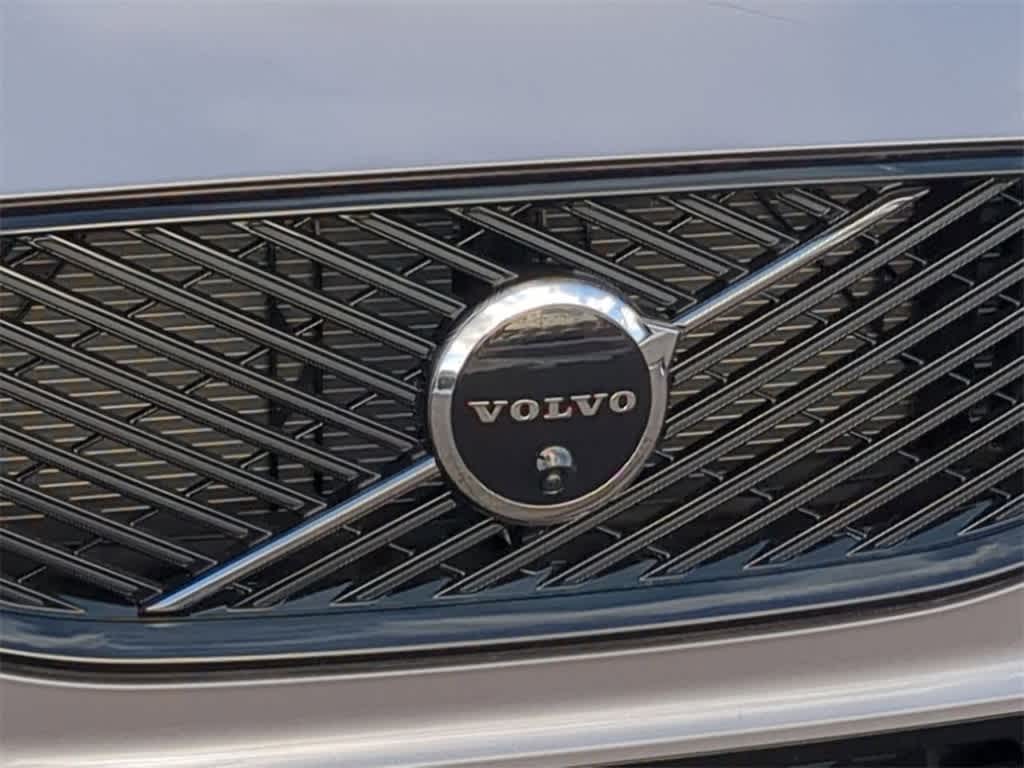 Thumbnail: 2026 Volvo XC60 - 11