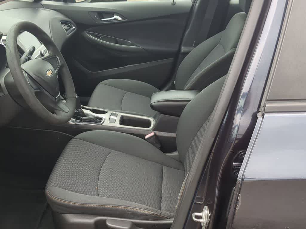 Thumbnail: 2016 Chevrolet Cruze - 14